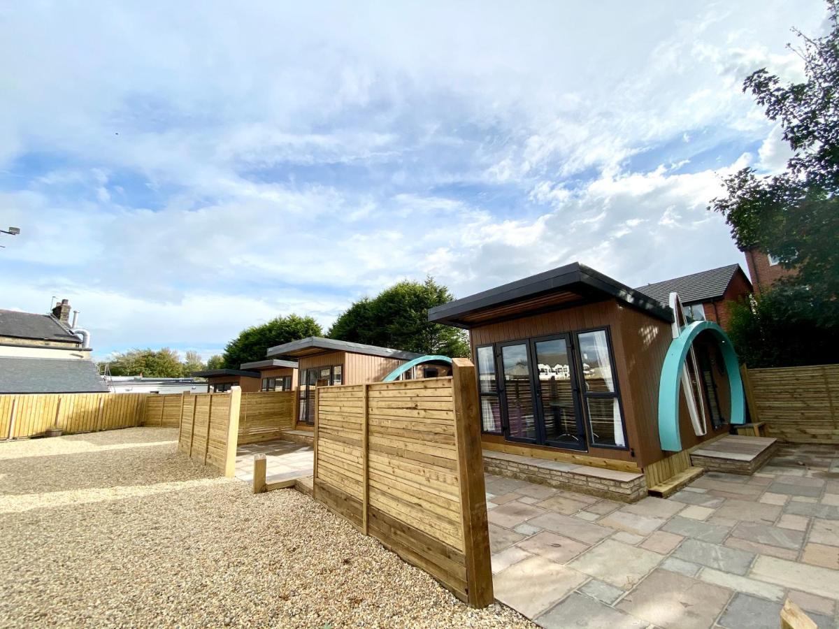 Elletson Park Wood Fired Hot Tubs, Caravans & Pods Pilling Extérieur photo