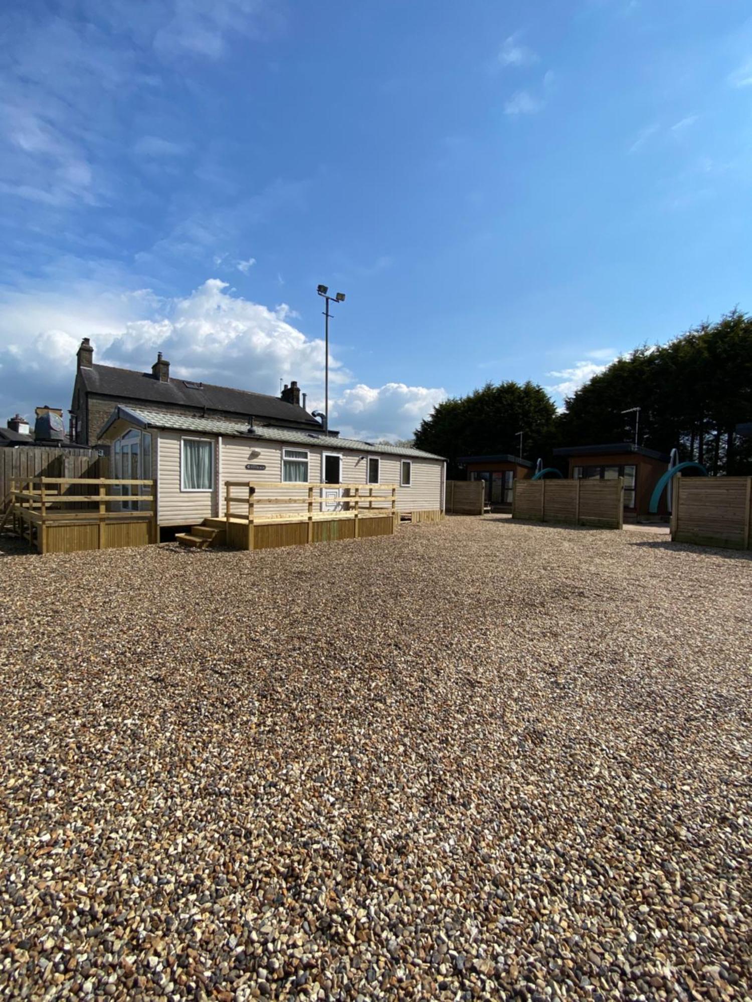 Elletson Park Wood Fired Hot Tubs, Caravans & Pods Pilling Extérieur photo