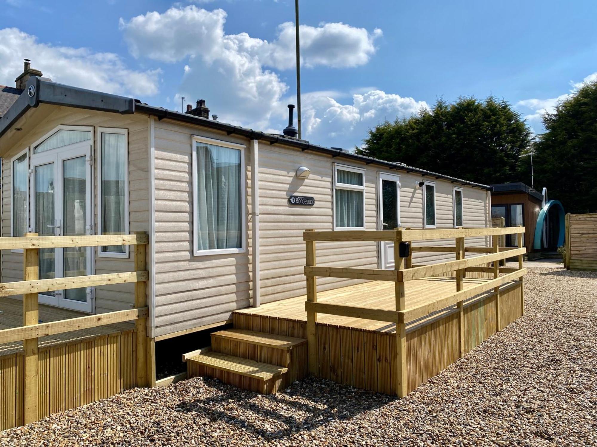 Elletson Park Wood Fired Hot Tubs, Caravans & Pods Pilling Extérieur photo