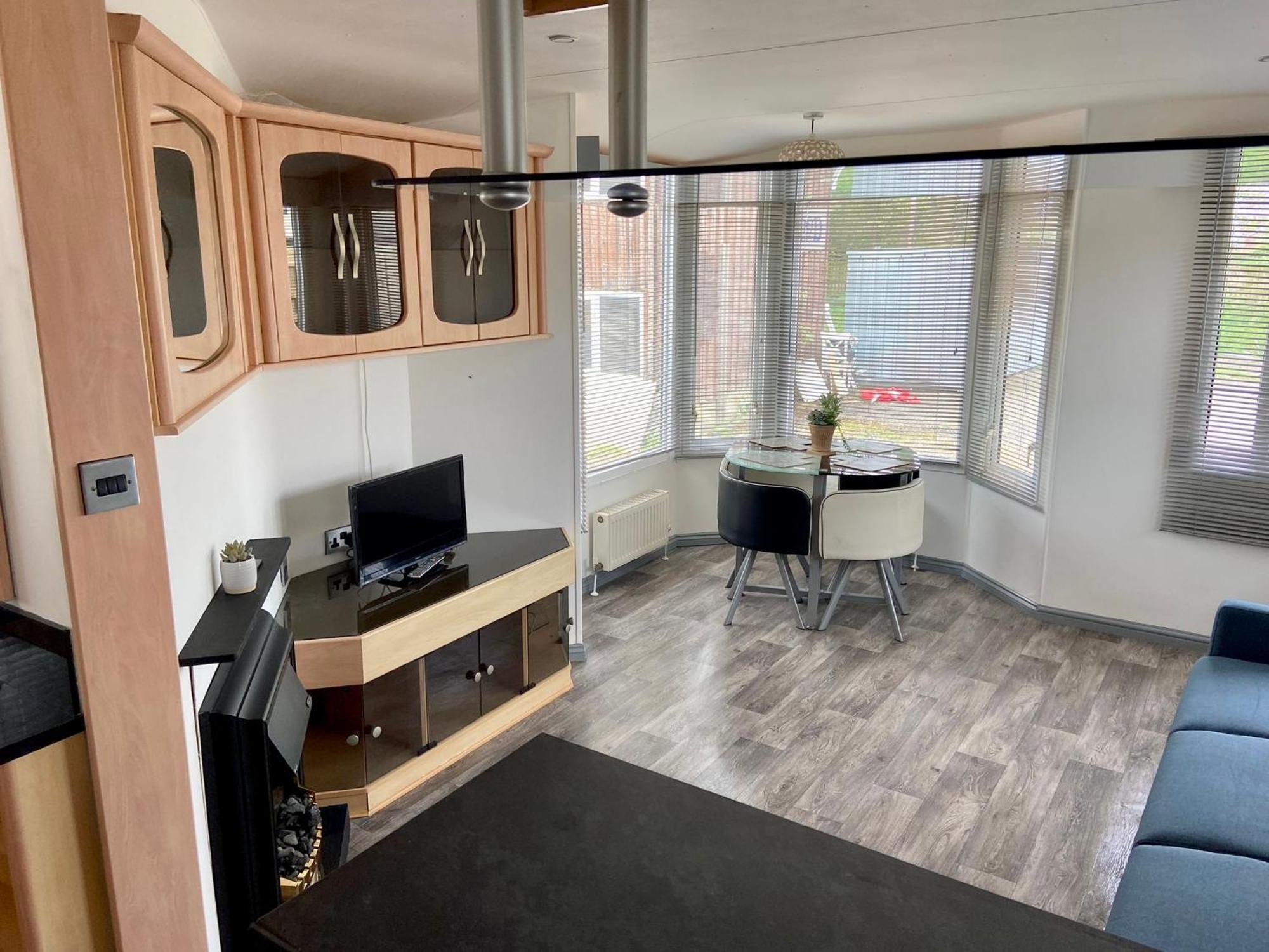 Elletson Park Wood Fired Hot Tubs, Caravans & Pods Pilling Extérieur photo